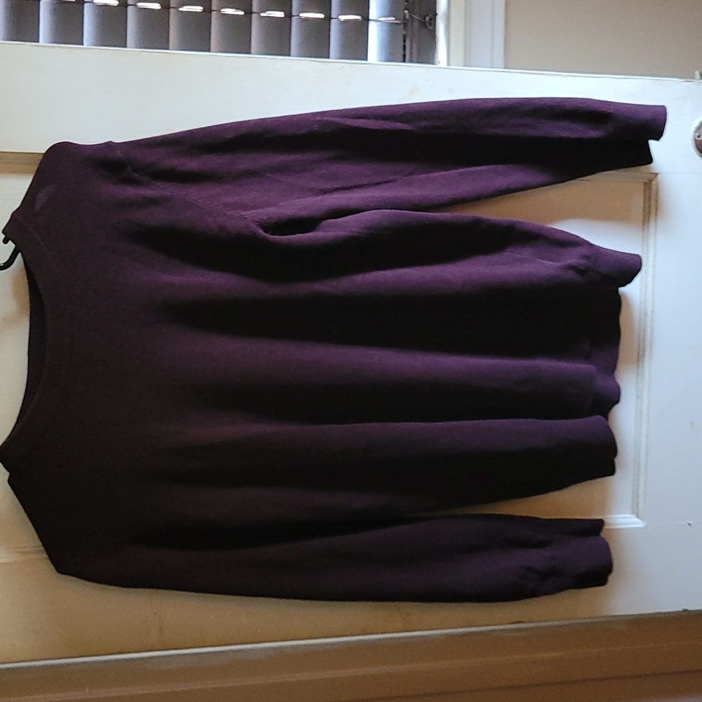 Burgundy H&M sweater